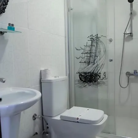 Cunda Aksaç Otel Ayvalı