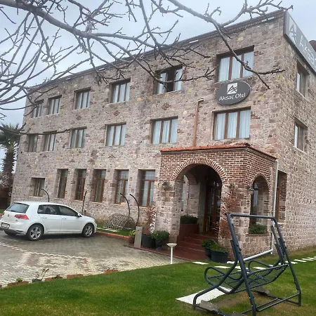 Cunda Aksaç Otel 3*