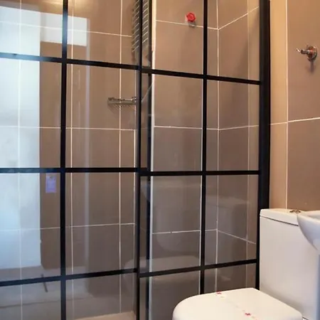 Otel Cunda Aksaç Ayvalı