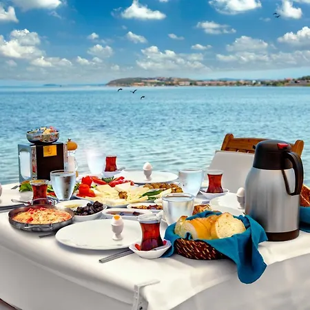 Cunda Aksaç 3* Ayvalı