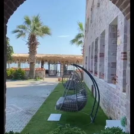 מלון Cunda Aksac 3*