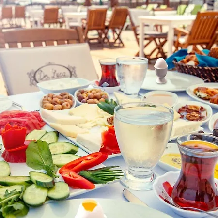 Cunda Aksac 3* Ayvalı